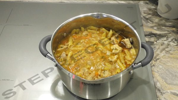 Макароны с мясом и овощами по-татарски